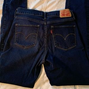 311 Shaping Skinny Women’s Levi’s Jeans